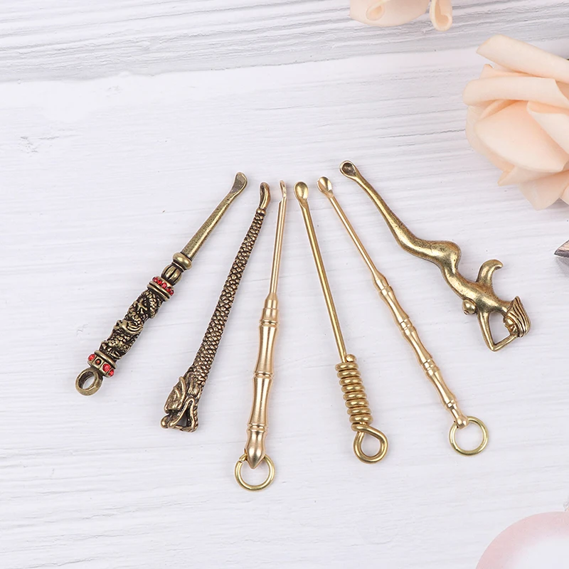 1pc Ear Spoons Retro Brass Dragon Portable Ear Cleaning Tool Ear Pick Ear Wax Remover Curette Cleaner Keychain Pendants