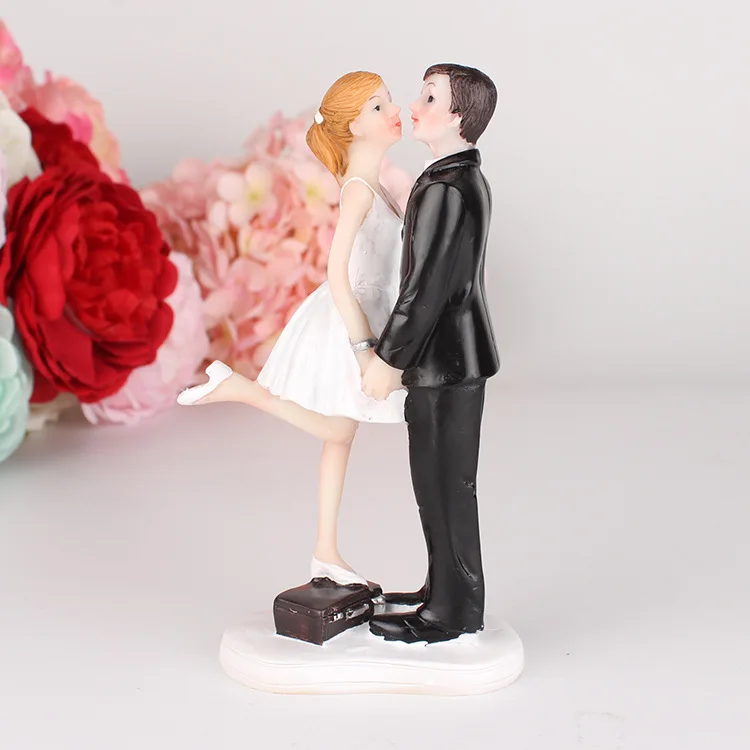Romantische Bräutigam & Braut heiraten Harz Figur Hochzeit Kuchen Topper Dekoration liefert heiraten Figur Valentinstag Verlobung – Detail 14