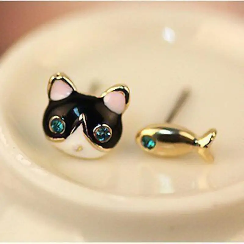 2018 Simple Fashion Earrings Jewelry High Quality Blue Crystal Cat And Fish Asymmetric Earring For Women Boucle D\'oreille Femme