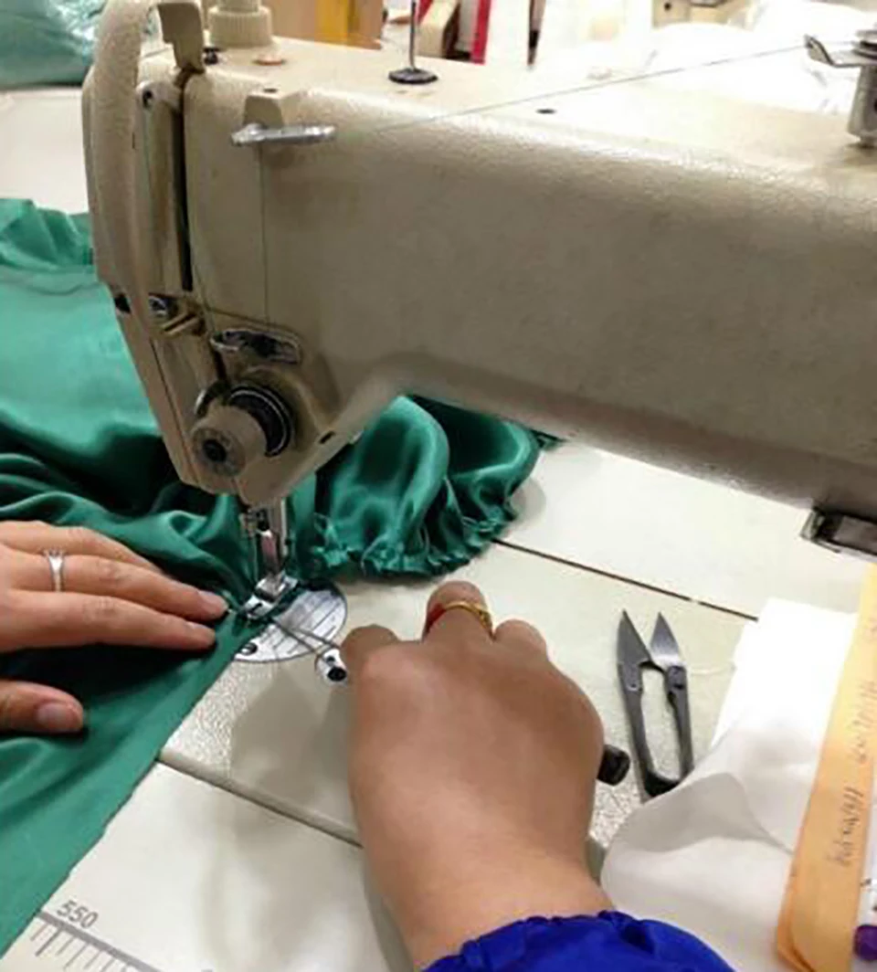 Vestidos de vaina para madre con envoltura, apliques de encaje con cuentas hasta la rodilla, vestidos de noche formales, vestidos de invitados de boda hechos a medida