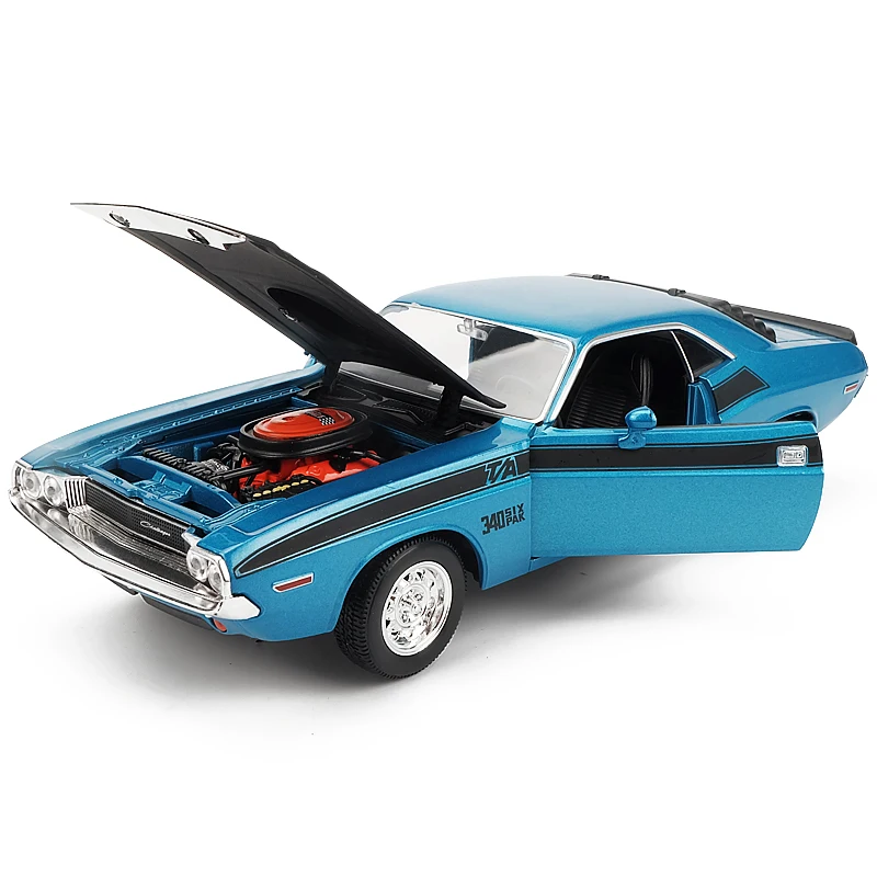 WELLY 1:24 Dodge Challenger T/A 1970  Muscle Car Alloy Car Model Diecast Toy Vehicle High Simitation Cars Toys For Children Gift