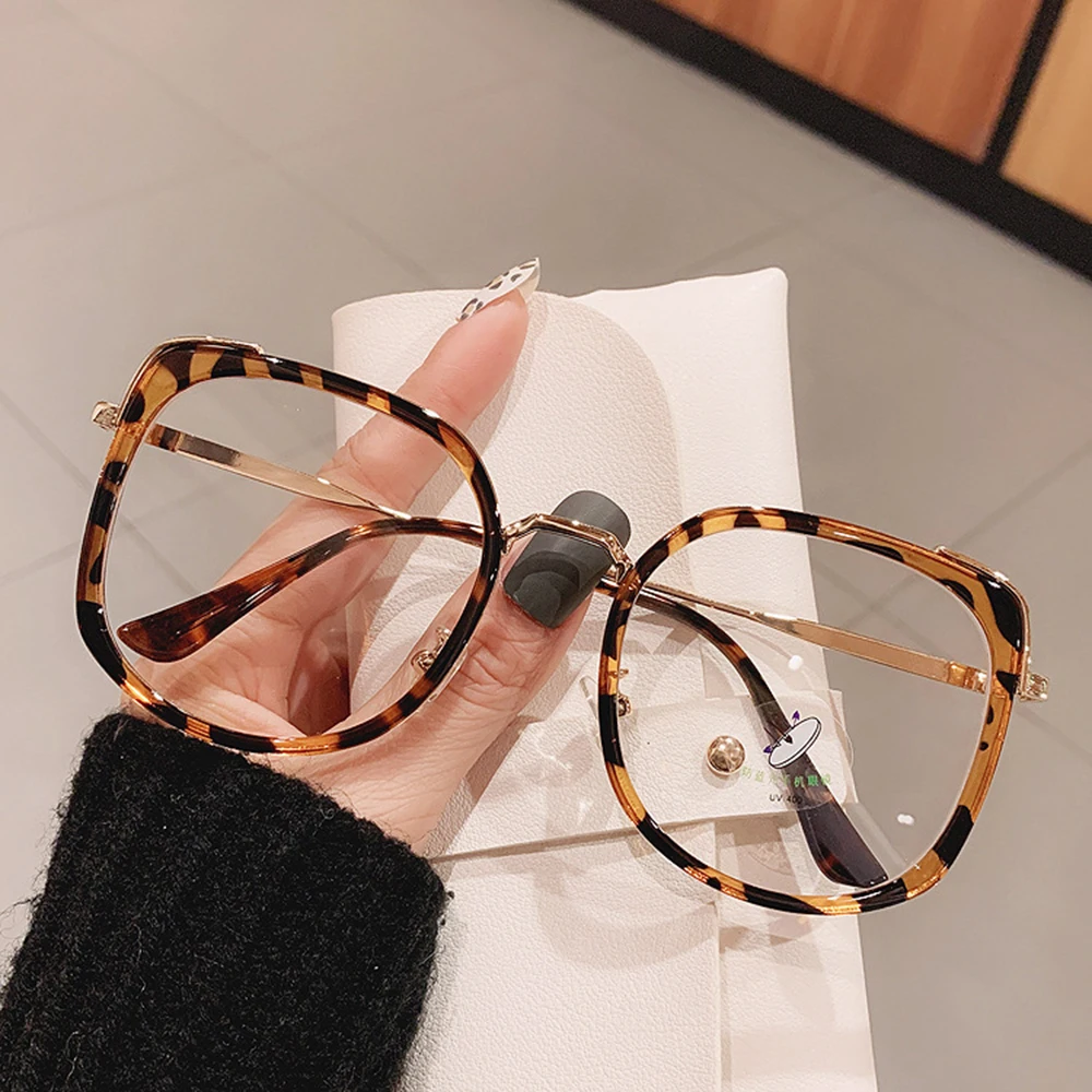 2022 New Fashion Oversized Square Women Glasses Frame Vintage Clear Anti-Blu-Ray Eyewear Men Optical Pink Frame Computer Goggle