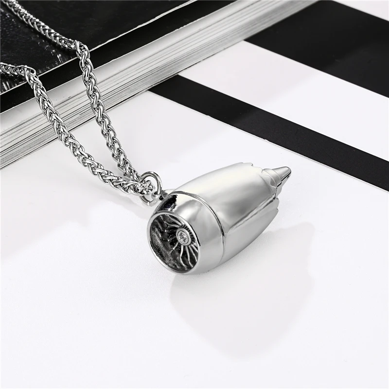 Airplane engine Pendant Necklaces Men Women Aircraft Turbine Brelok Bag Pendant Keychain Stainless steel Chain Fashion Jewelry