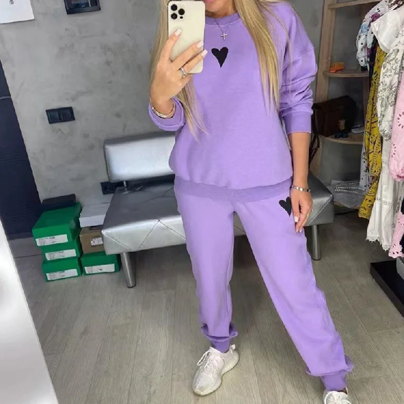 Tuta da donna in pile con stampa a cuore Set di due pezzi felpa a maniche lunghe pantaloni da jogging pantaloni da donna Set Casual autunnali piacevoli