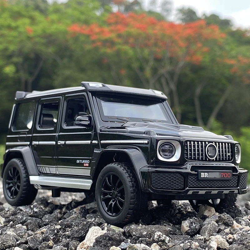 Modelo de coche de aleación para niños, juguete de simulación de Metal fundido a presión, vehículos todoterreno, modelo de coche, colección de luz de sonido, G700, G65, 1/32