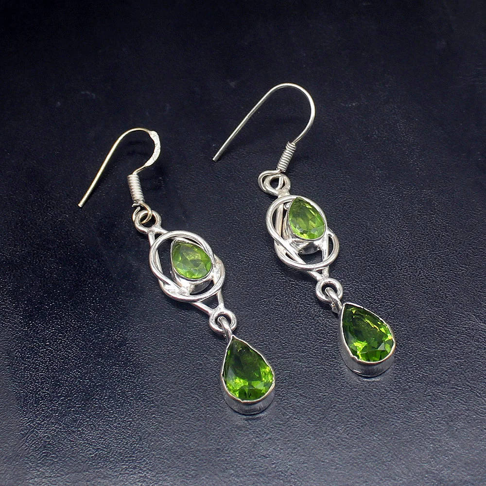 Gemstonefactory Big Promotion Single Unique 925 Silver Green Peridot Lovely Women Ladies Gift Dangle Drop Earrings 20211806