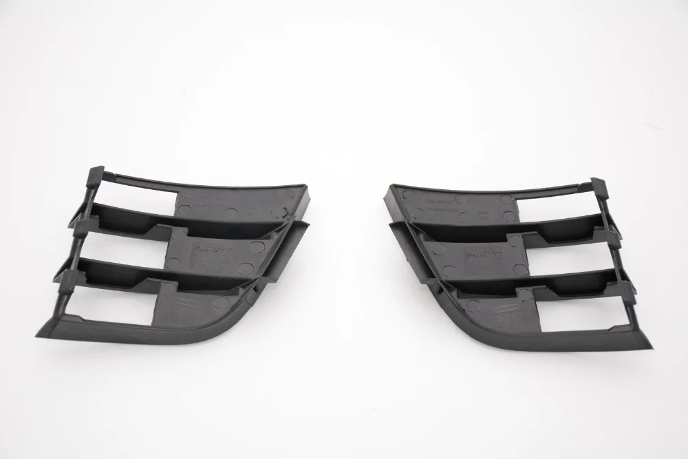 2 Pcs/Pair RH and LH Front bumper lower grille grill insert For Skoda Fabia 2011-2014