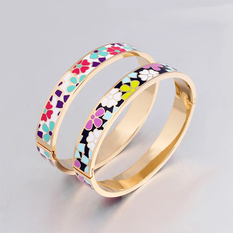 Color Culture New Fashion Stainless Steel  Bracelet for Women Gold-color Couples Bangle Flower Designs Wedding Jewelry