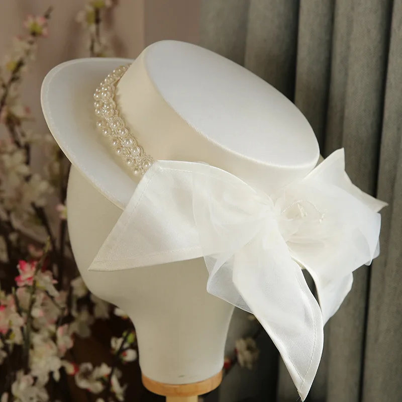 Sombreros de boda con lazos blancos para mujer, sombrero elegante con perlas, sombrilla, estilo Brithsh, sombrero de chupete, accesorios de boda, tocado nupcial