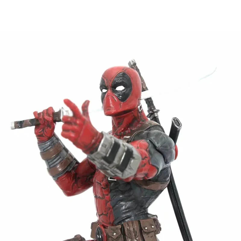 Disney marvel x-men 26cm deadpool figura de ação anime decoração pvc coleção estatueta mini brinquedos modelo para crianças presente