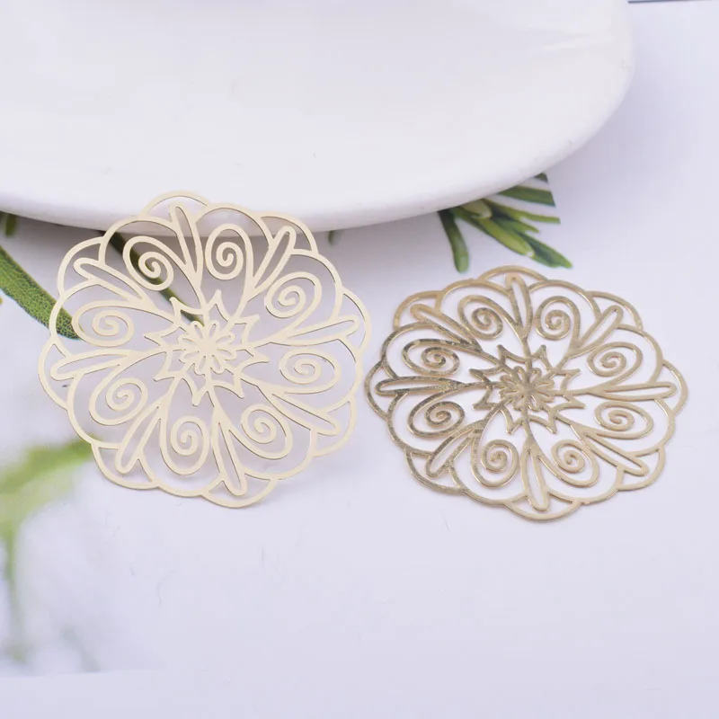 30 Stück AB6581 39mm Messing-Anhänger mit großem lila lackiertem Blumenmotiv in Silber- und Goldfarbe – Detail 11