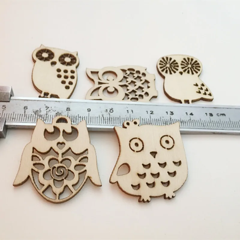 20pcs Unfinished Wooden Owl Shaped Craft Hollow Out Blanks Wood Slices Hanging Ornaments for Arts Painting Christmas Decorations