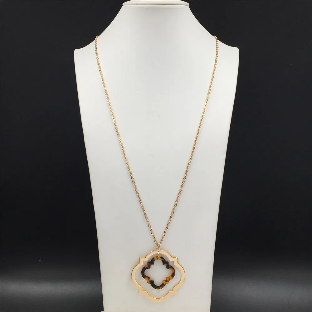 Classic Gold Color Plating Acrylic Flower Shape Pendant Long Necklace For Women Girl Trendy Elegant Gorgeous Jewelry Accessory