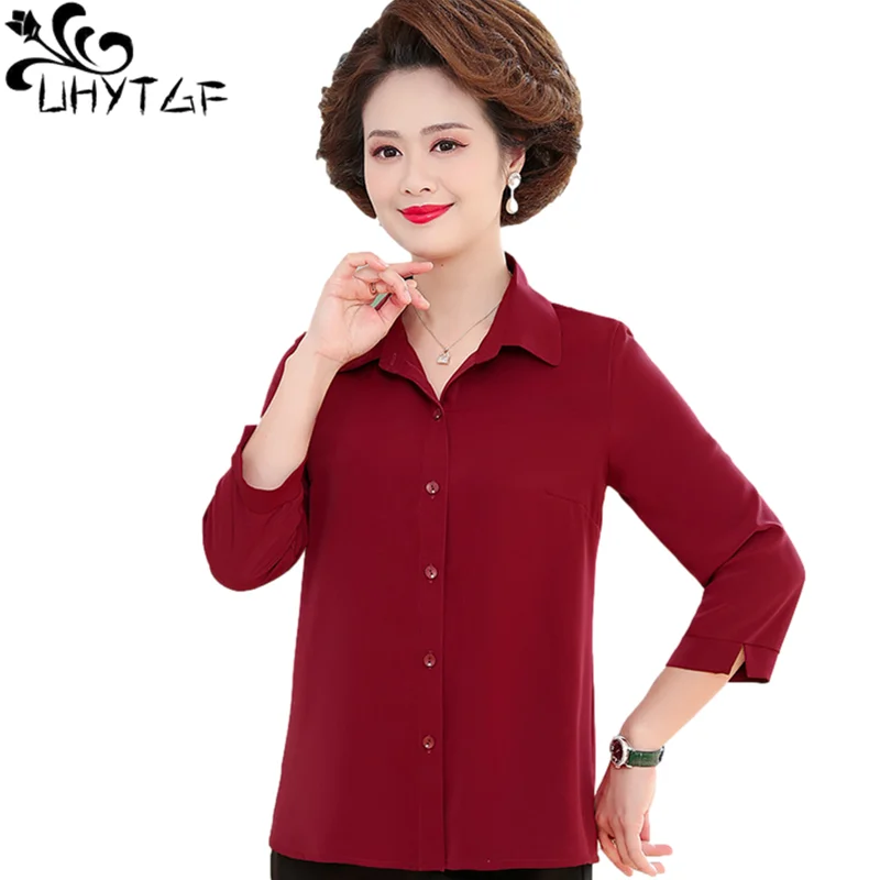 UHYTGF New Mother Spring Autumn Blouses Solid Color Wild Casual Short Shirt Women's Single-Breasted Slim 5XL Big Size Tops 2065