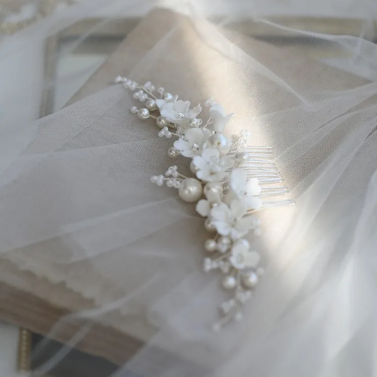 White Porcelain Flower Bridal Comb Hair Piece Pearls Wedding Jewelry Handmade Women Headpiece Hair Ornament