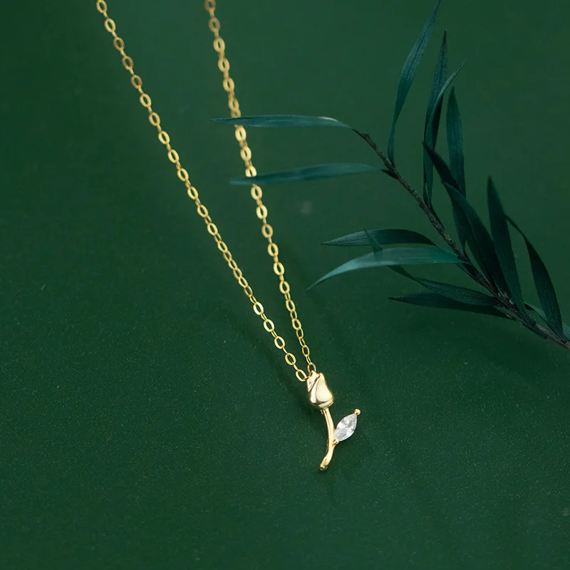 

Enosola Real 925 Sterling Silver Fashion Sweet Gold Tulip Shiny CZ Necklace for Women Wedding Party Fine Jewelry Gift