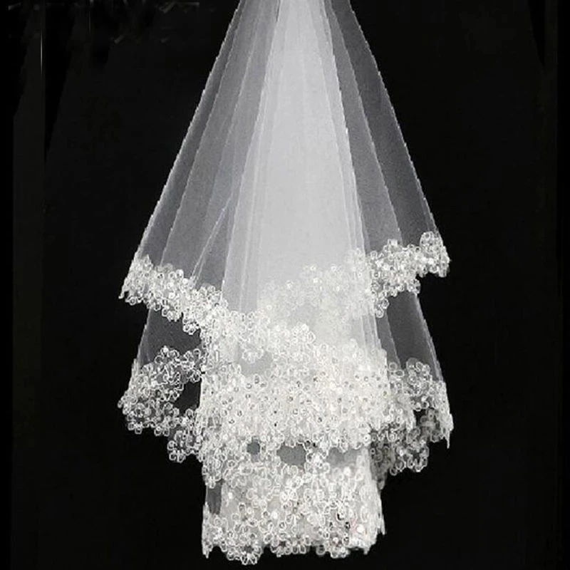 Nieuwe Collectie White Lace Applique Edge Bridal Veils Bruid Veils Bruiloft Accessoire Op Verkoop