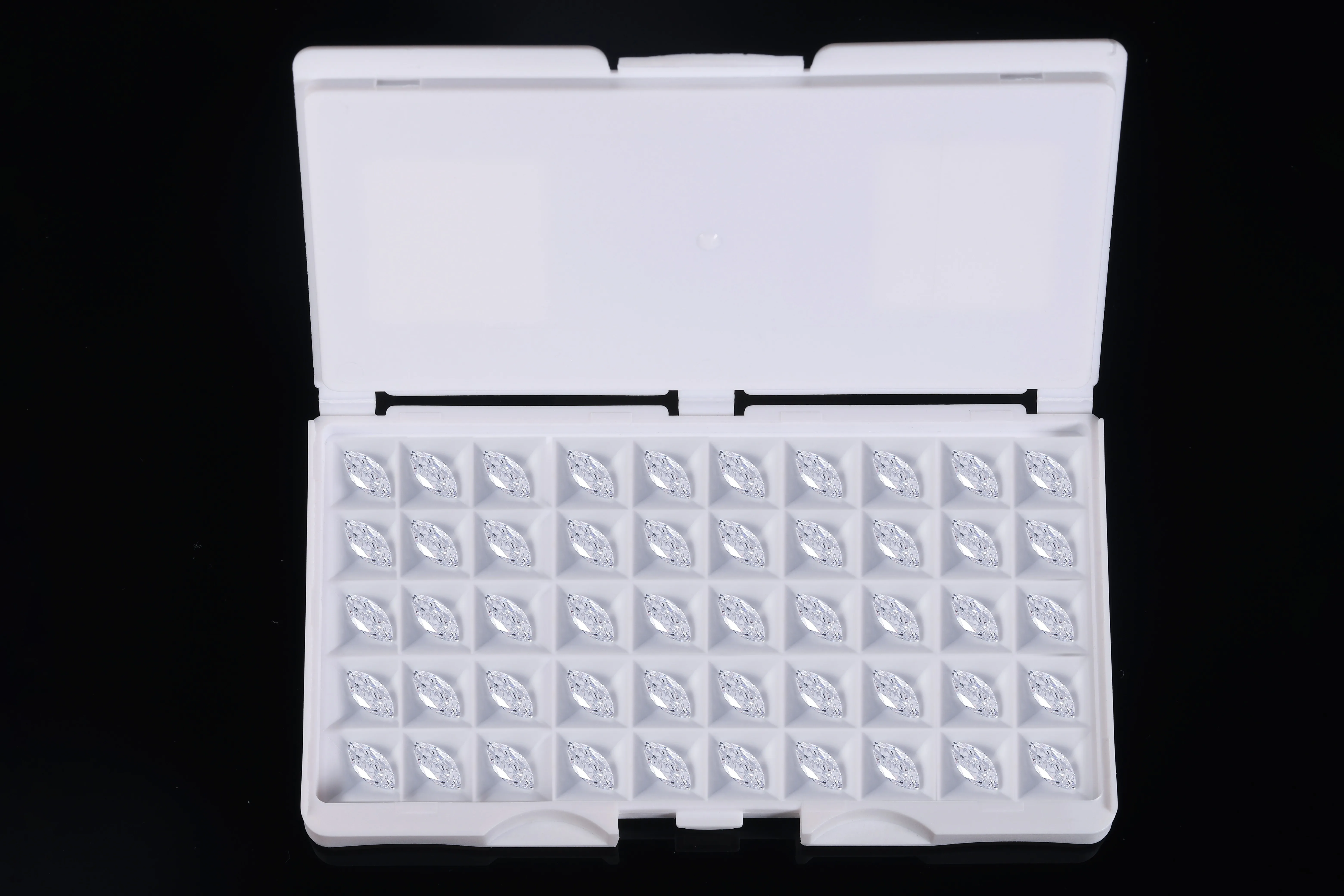 

Zhanhao AAAAA Top Quality Marquise Cut Cubic Zircon White Color Synthetic Diamond Loose Gemstones For Fine Jewelry