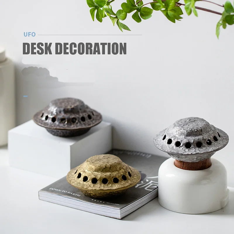 Creative UFO Incense Burner Alien Spaceship Ceramic Censer Incense Holder Statue Home Office Desk Decor Ornament Dropshipping