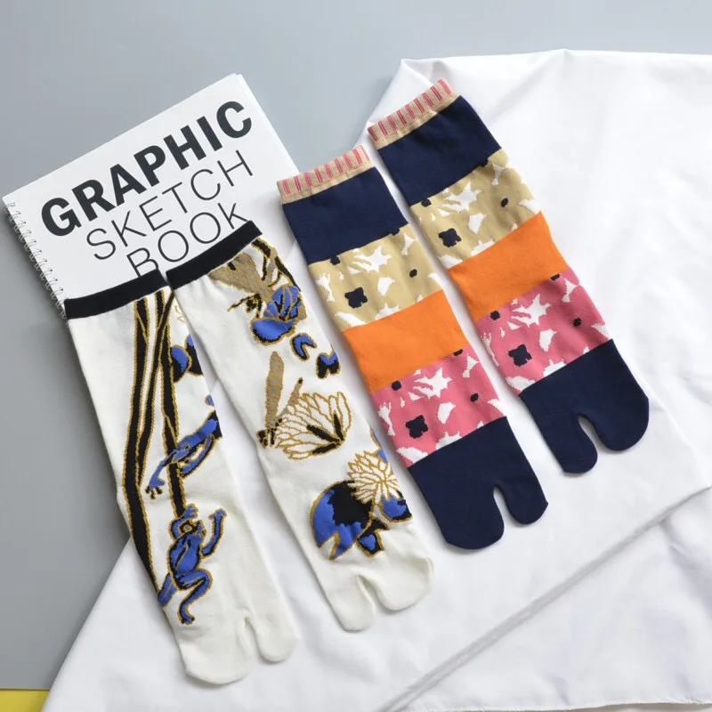 17 Colors Socks Woman and man Front print Art Design With twoToes Deodorant Split Toe Socks Happy Harajuku Socks Funny Gift