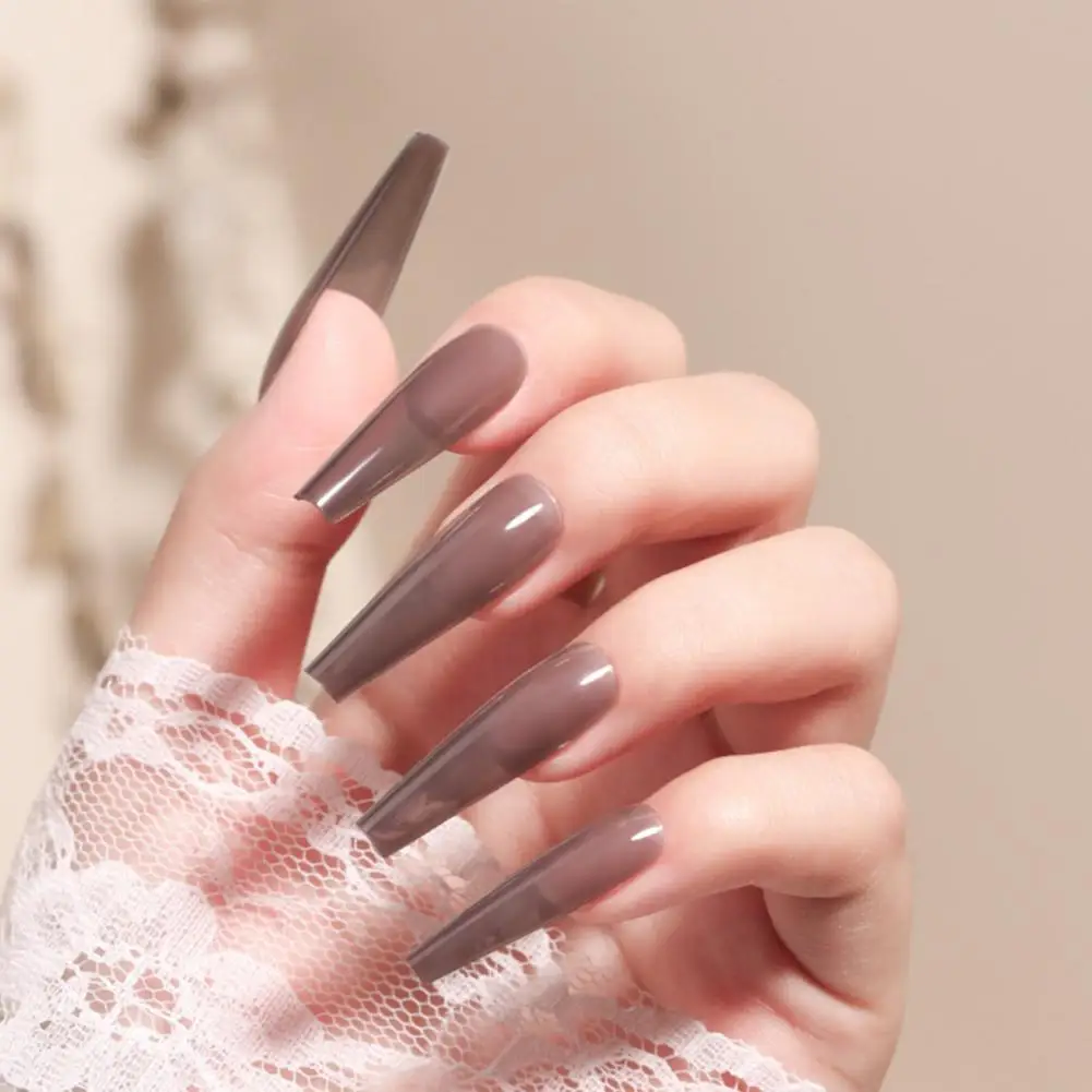 

Manicure 1 Set Stylish Nail Art Artificial Tips Oval Flat End Nail False Tips Full Cover for Party