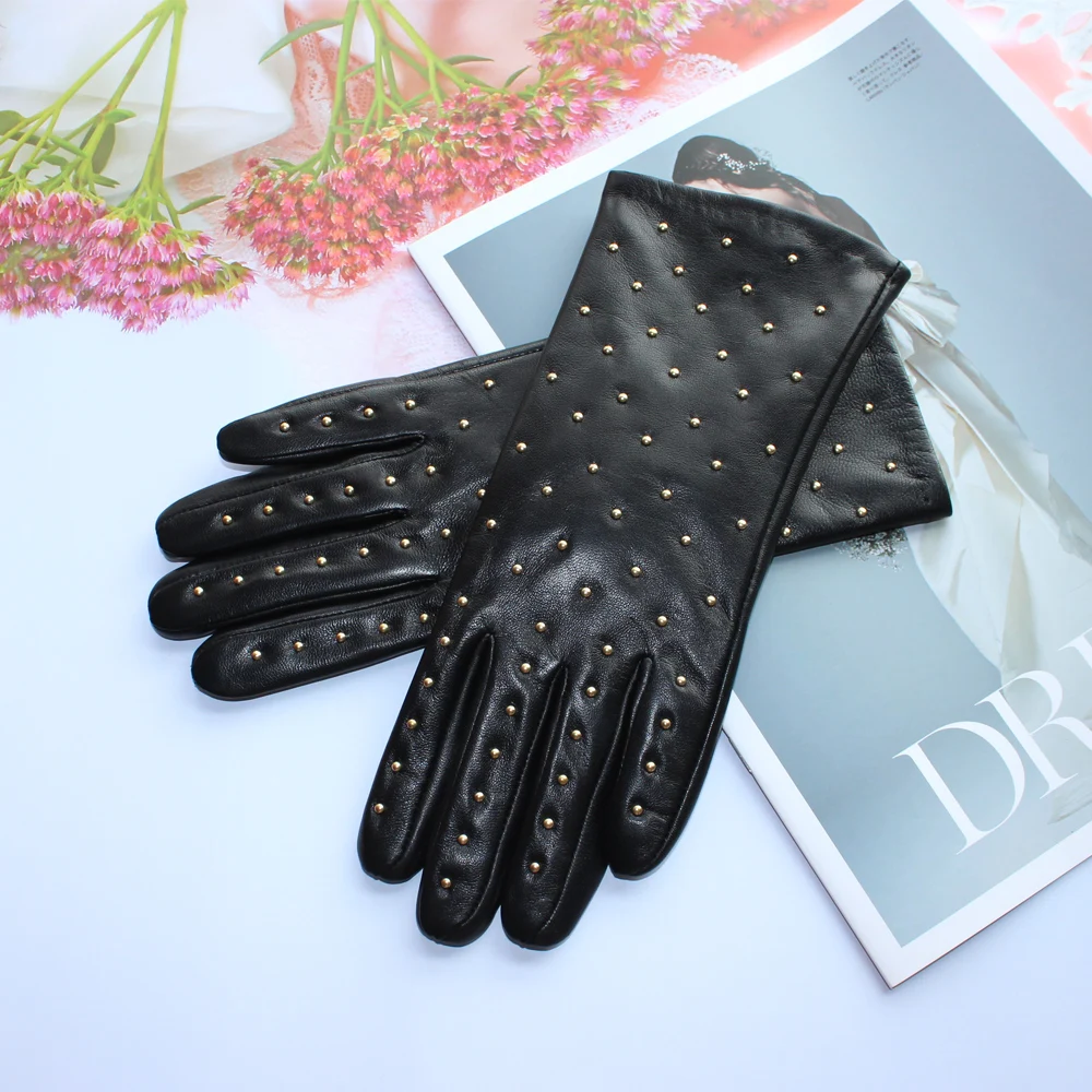 New Women\'s Sheepskin Gloves Leather Fashion Belt Rhinestone Warm Velvet Lining Gloves Winter