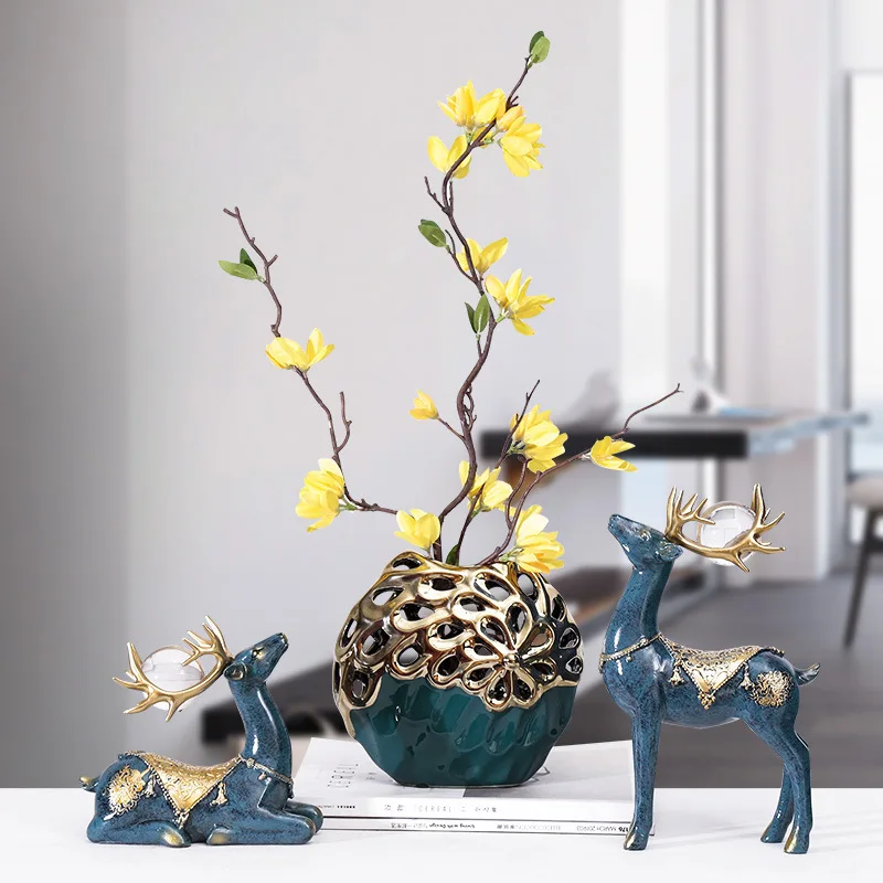 

European Creative Figurines Ornaments Sika Deer Crafts for TV Cabinet Home Office Living Room Decoration Special Gift