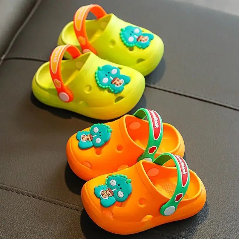 Unisex Cartoon Clogs Hole Shoes Children's Slippersinfant Non-slip Soft Bottom Indoor Anti-collision Sandals and Slippers Summer