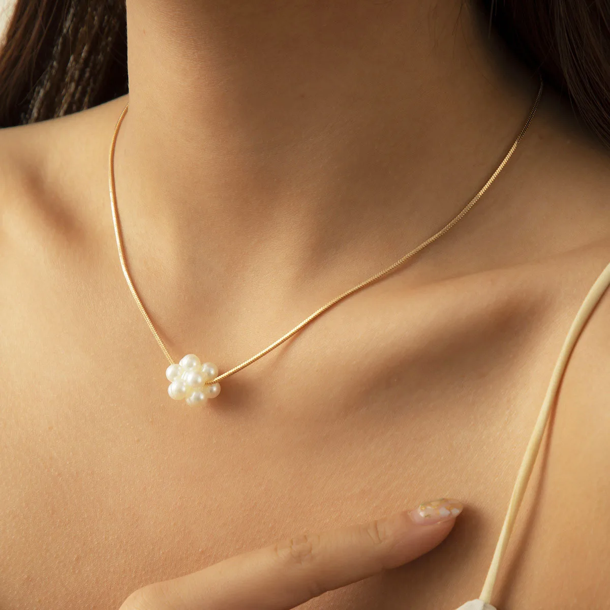 Boho Simple Imitation Pearl Pendant Necklace Women Gold Color Metal Round Snake Chain Clavicle Necklaces Girls Fashion Jewelry