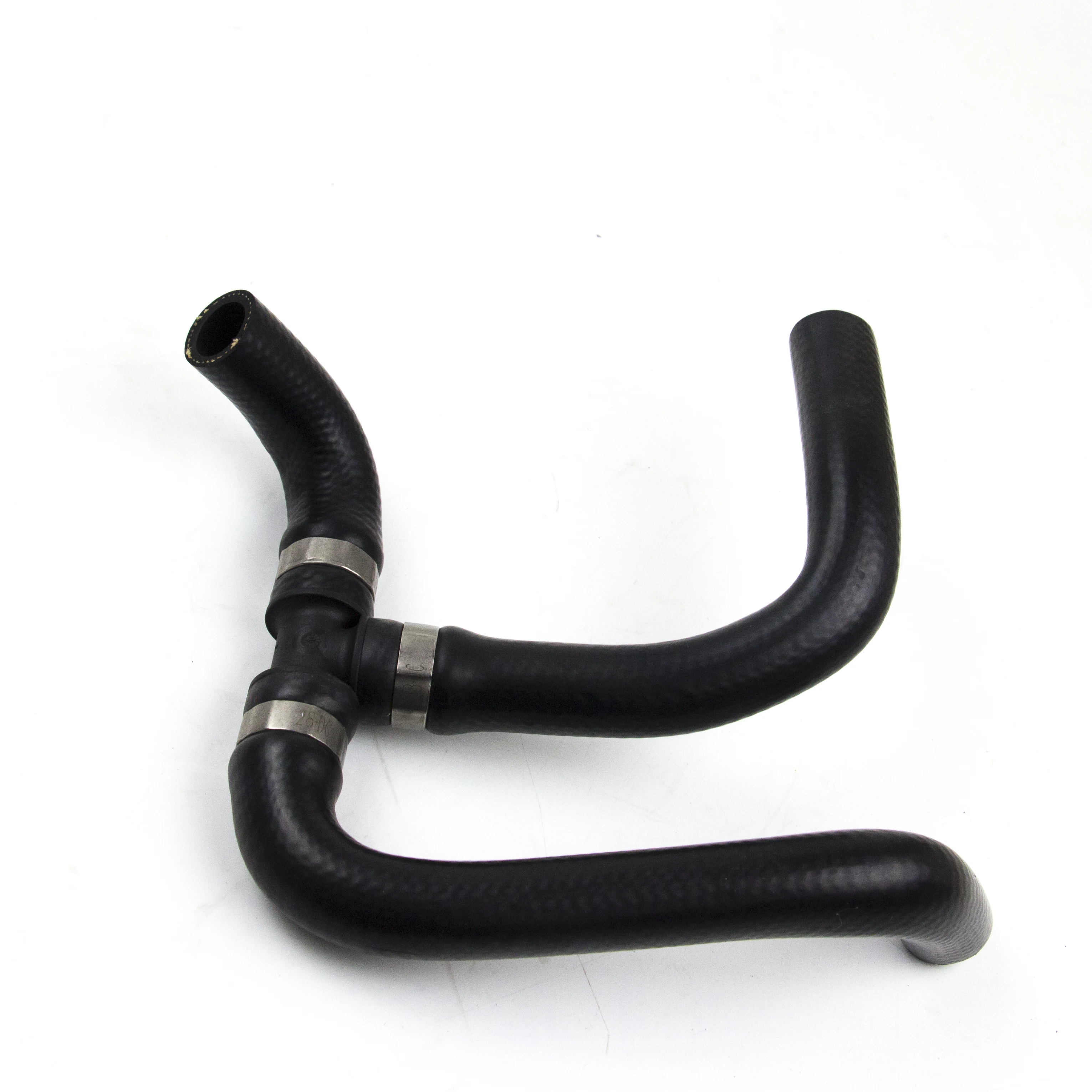 A6368321923 Water Tank Connection Water Hose 6368321923 For Mercedes Benz LUXUSKOMBI/KOMBI Coolant Rubber Water Hose Pipe