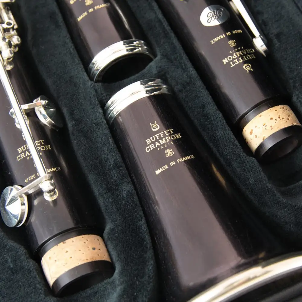 Free Shipping Music Fancier Club Bakelite Bb Clarinets RC Major Professional Clarinets Silver Plated Keys 17 Keys Mouthpiece