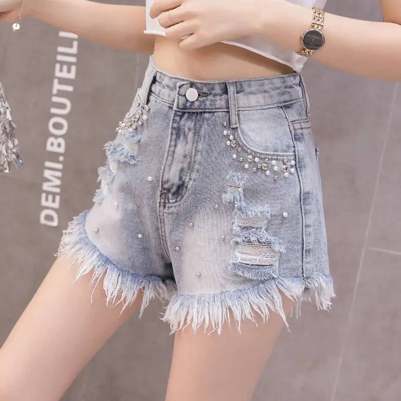 Fashion Shorts Women\'s Summer New Style Slim Broad Leg Freyed Edge Rivet Beads Washed Hole Lady Girls Denim Hot Jeans Female