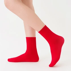 Chaussettes de couple en coton rouge pour hommes et femmes, confortables, respirantes, de haute qualité, cadeaux de bonne chance, cadeau de nouvel an pour garçons et filles