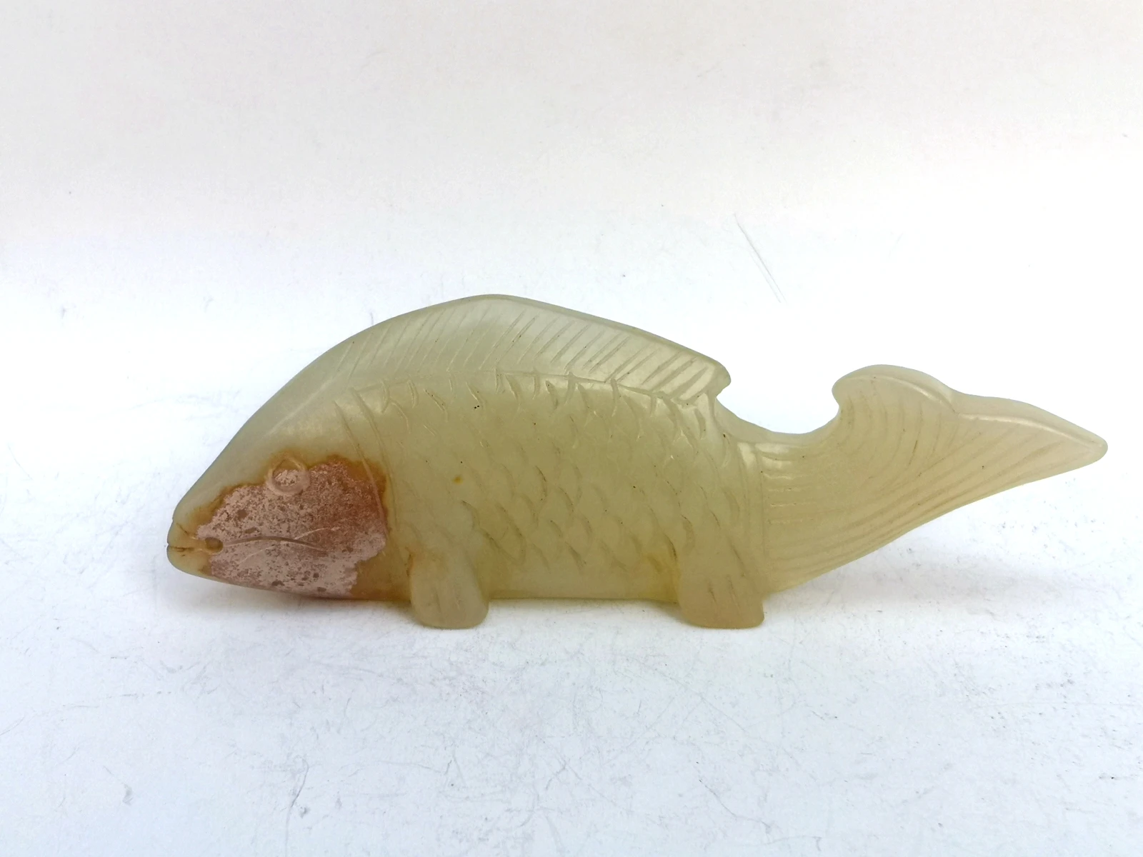 

YIZHU CULTUER ART Collected Ancient China Jade Carving Auspicious Fish Statue Pendant Decoration