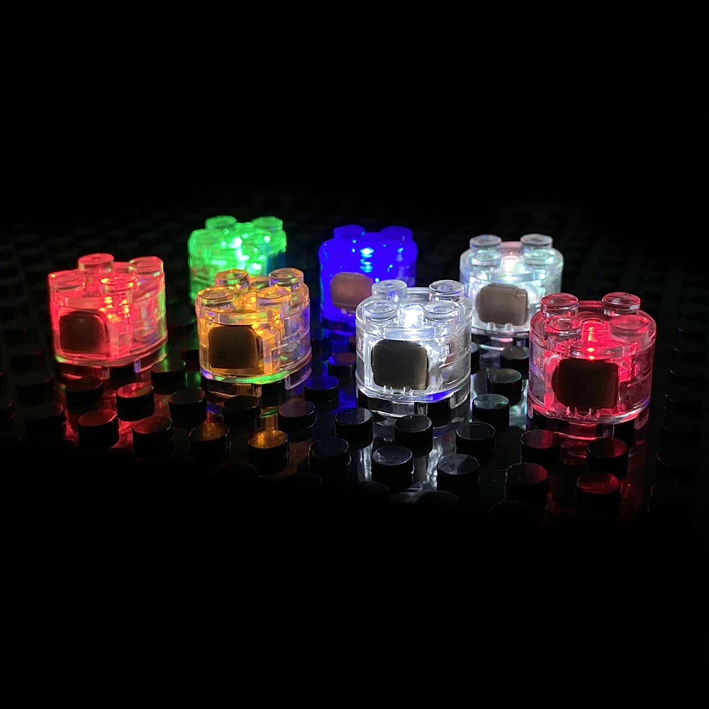 5pcs 2x2 dots Light Brick Luminescent Lamp Accessories Round LED Light Up Colorful  Education Light-Emitting Building Blocks