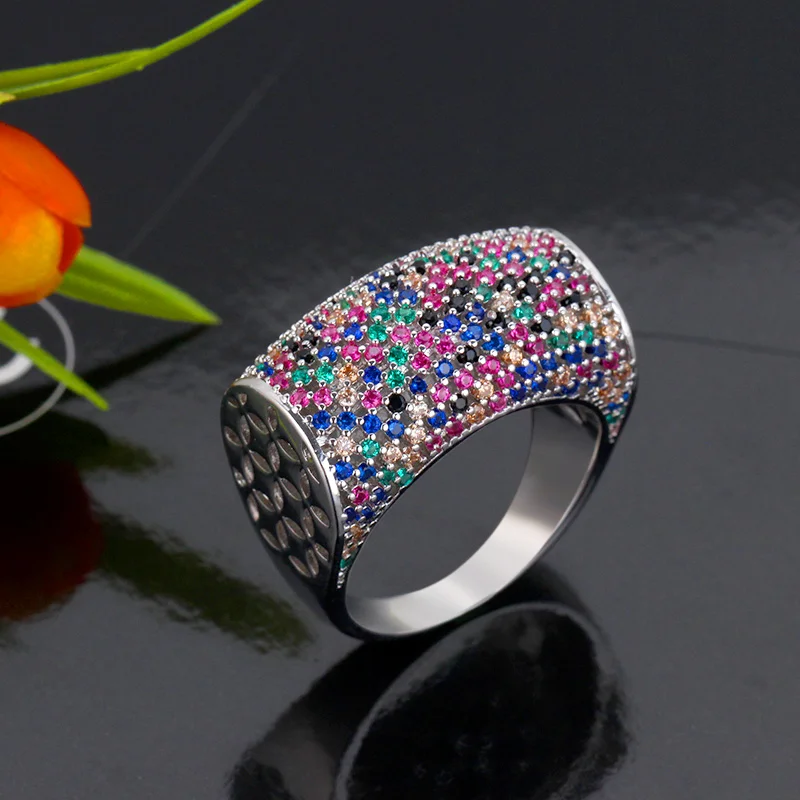 Bride Talk Hot Sale Luxury Trendy Women Ring Cubic Zirconia Colorful Crystal Rhinestone Fashion Bridal Rings Jewelry For Wedding