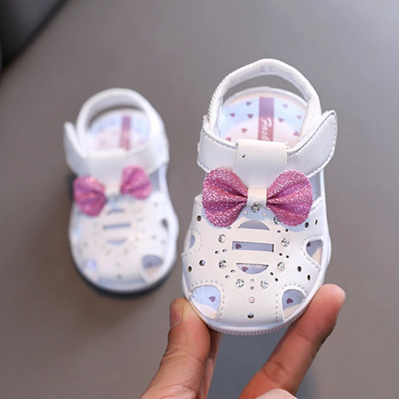 

New Summer Sandals Shoes Cute Sweet Fashion Children Leathers Princesses Shoes For Girls Baby Breathable Hoolow Out Bow Shoes