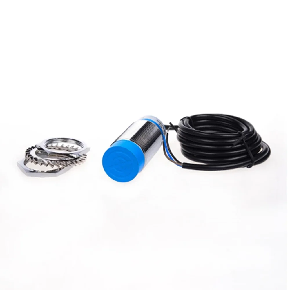 1pcs LJ30A3-15-Z / BX Inductive proximity sensor / 0-15mm distance three-wire NPN M30 metal detection sensor