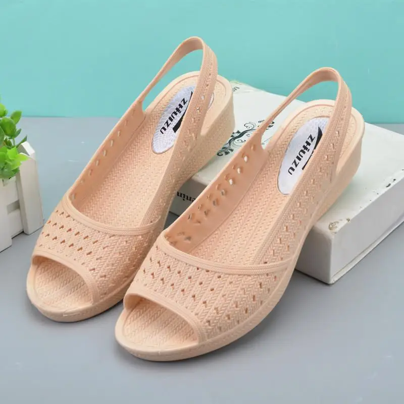 Size 36-41 Sandals Women Platform Wedge Shoes Summer Female Mules Clogs Peep Toe Soft Bottom Waterproof Beach White Zapatos Y12