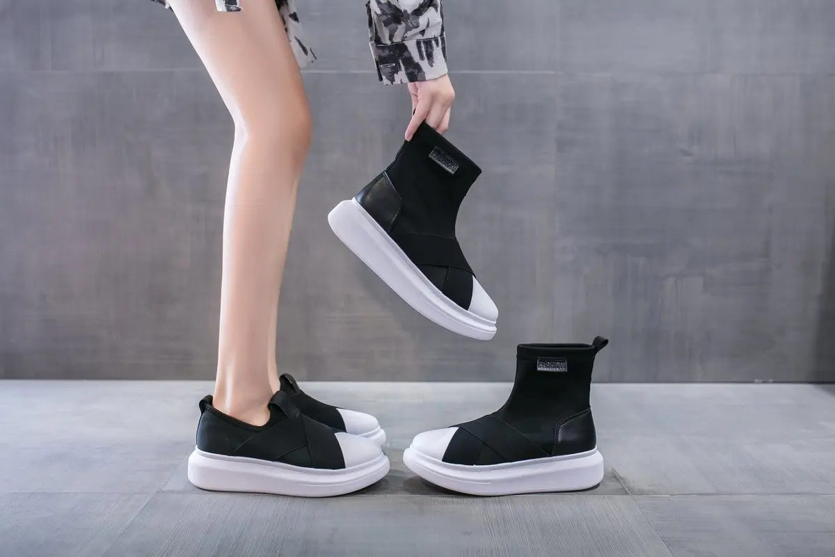 Spring Autumn Women Shoes New High Top Comfortable Lightweight Flats Women Casual Sneakers Platform Woman Footwear