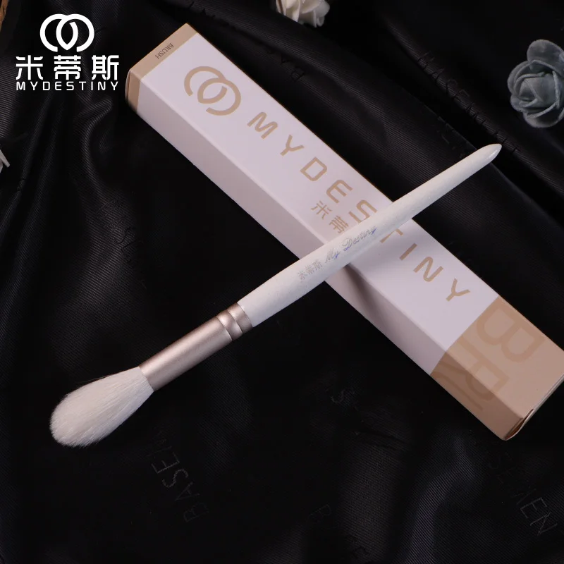 MyDestiny cosmetic brush-The Snow White series-flame shape highlight brush brush-goat hair makeup tools&pens-beauty