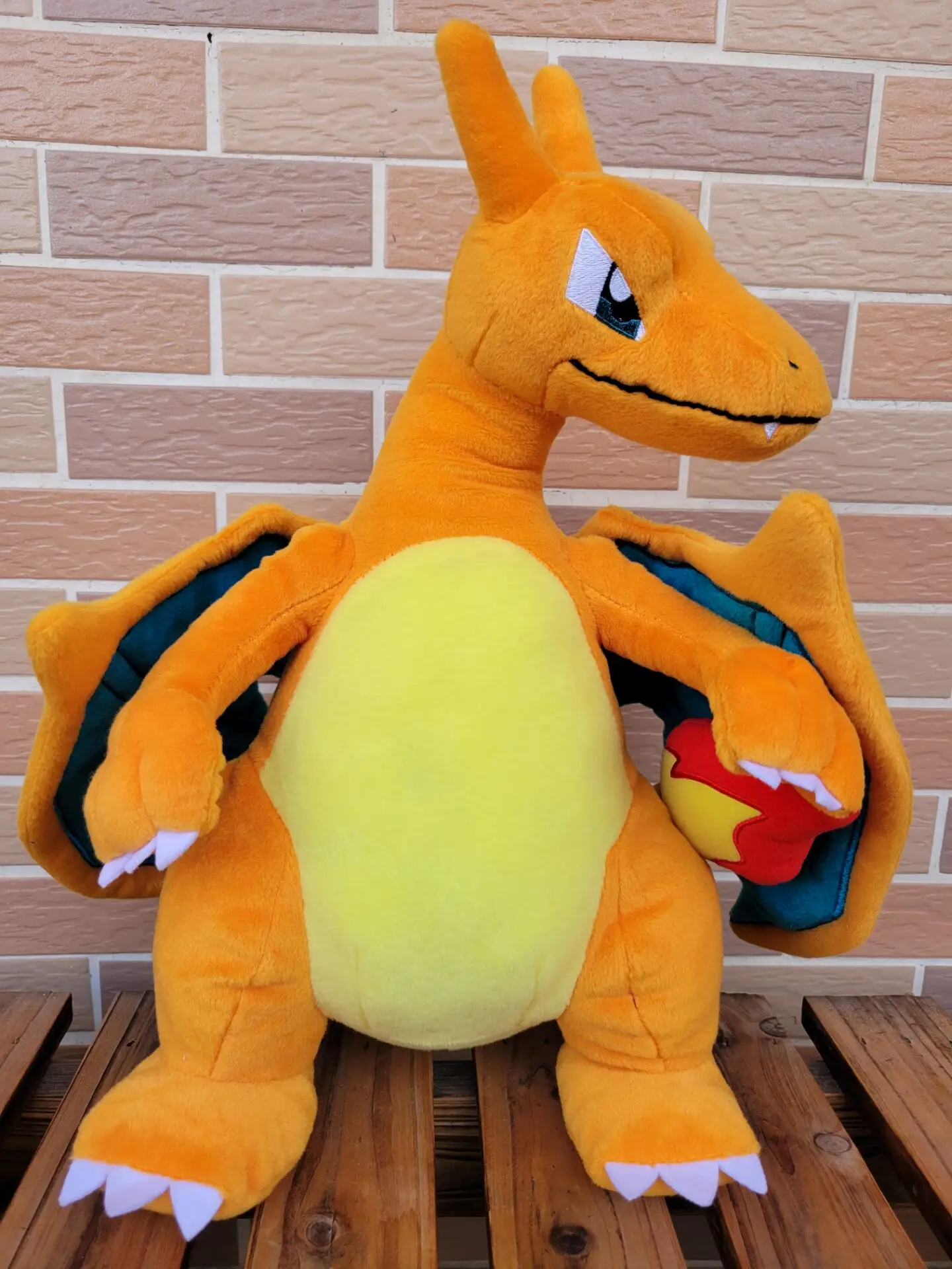 โปเกมอน Big Charizard ตุ๊กตา Banpresto 35ซม.