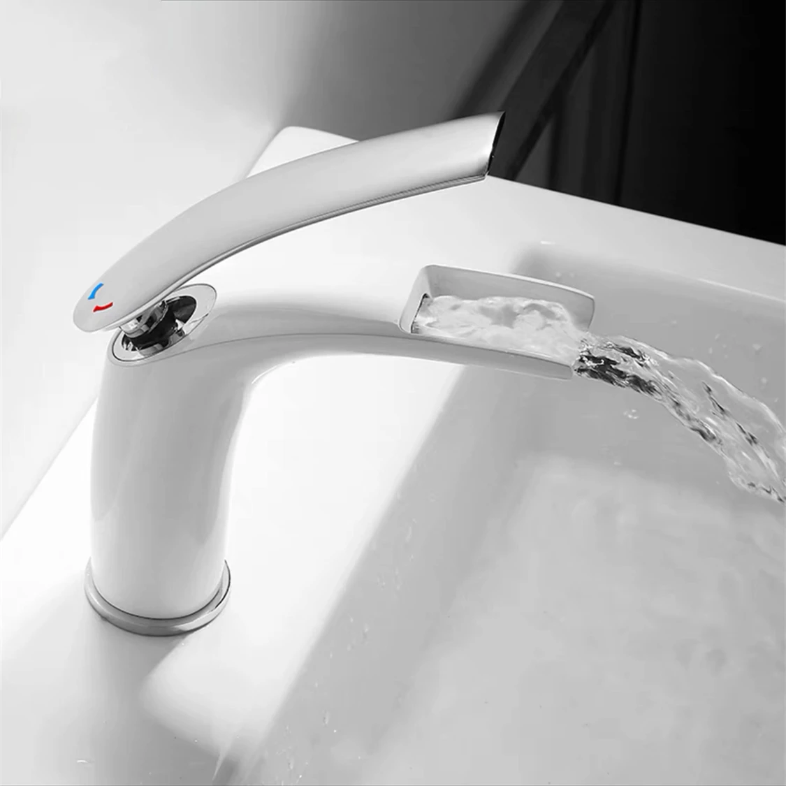 Basin Faucets White Brass High/Low Bathroom Open Waterfall Faucets Single Handle Cold Hot Water Crane Mixer Sink Taps Torneira