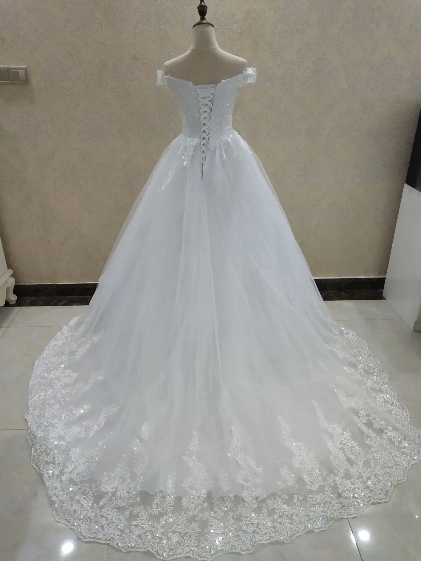 ZJ9171 vestido de novia personalizado 2024 con encaje brillante y hombros descubiertos para mujer, escote en forma de corazón, longitud completa, con cordones en la espalda, boda nupcial