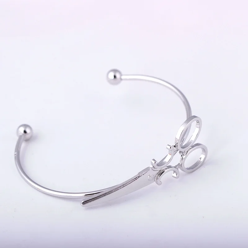 Creative Charm Bracelet Bangle Personality Scissors Shape Design Simple Open Bracelet Adjustable Women Statement Jewelry Gift