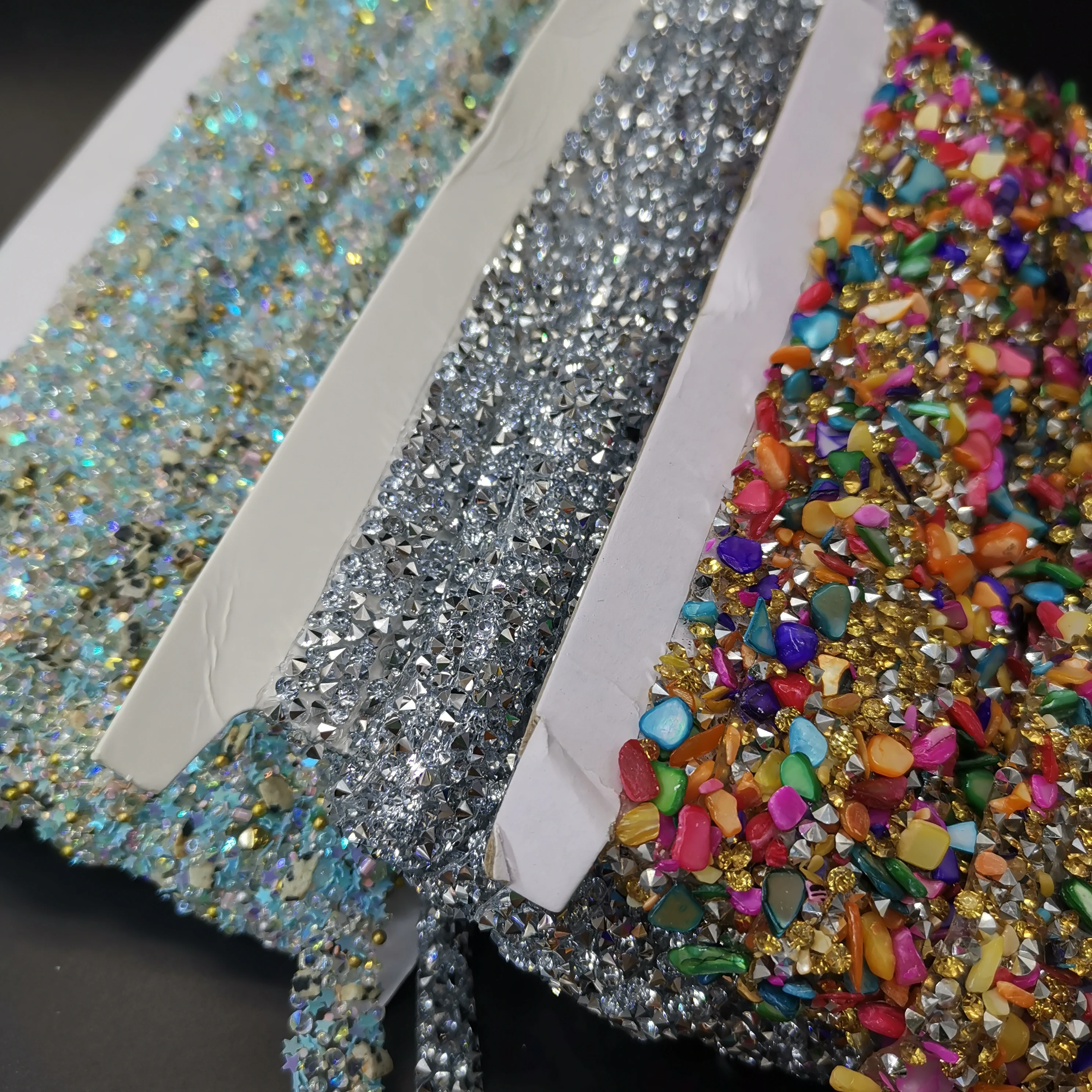 Sewing Trim Crystal Motif Strass Hot Fix Rhinestone Tape Applicator Ribbon With colorful  stone Iron On  Appliques For Dresses