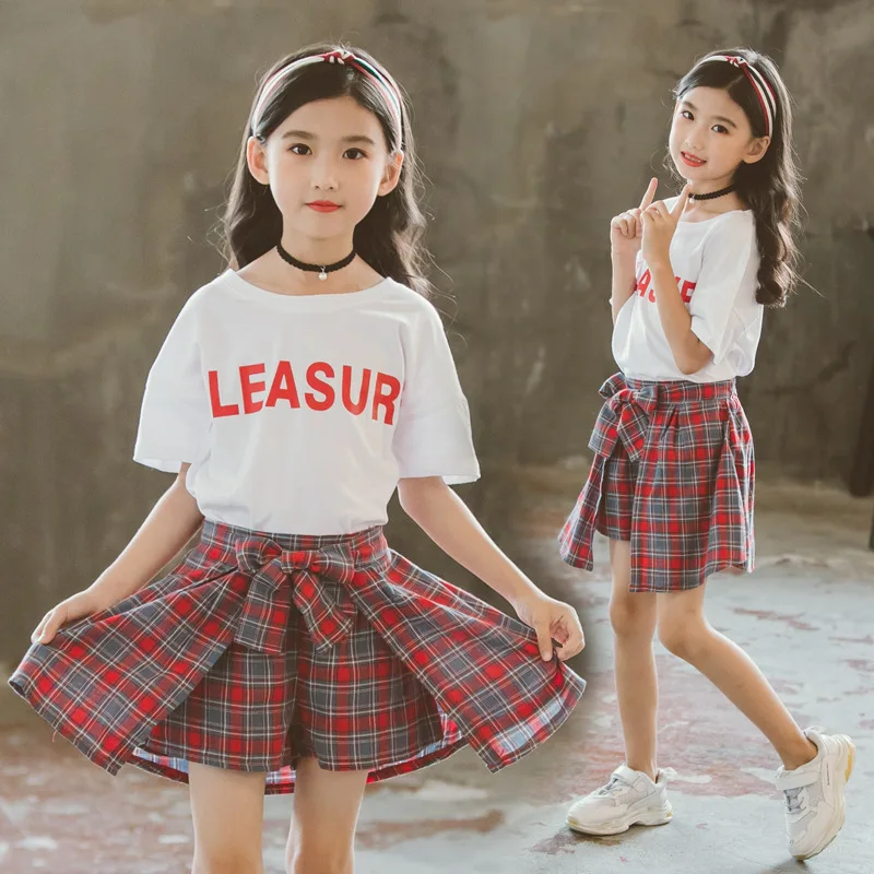 Retail and wholesle 2019 summer toddler girl clothing sets children clothing kids top flower short T shirt+ stripe skirt 2pcs