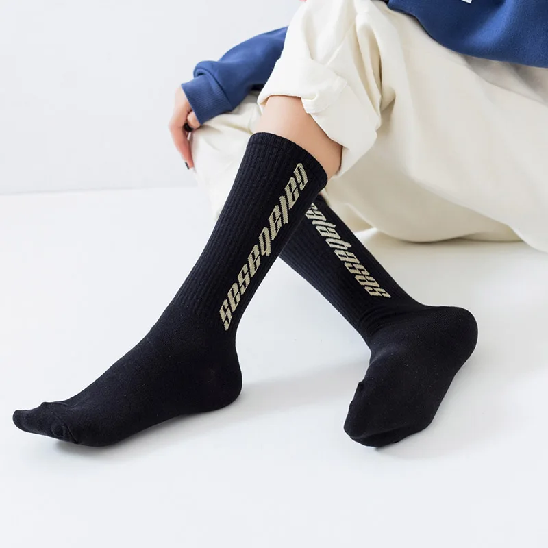 Fashion Men Cotton Socks Women Streetwear Kanye West Ins Crew Hip Hop Letter Calabasas Socks Long Skateboard Sock