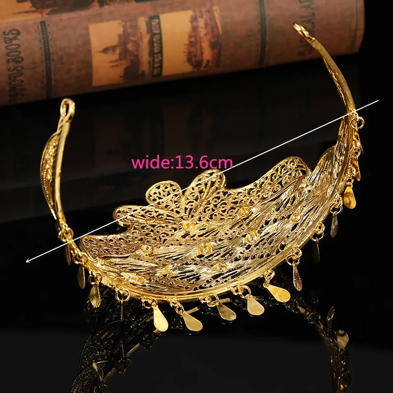 Dubai Fringe Design Bride Crown Hollow Out Courtly Style Carving Patterns accessori per capelli femminili gioielli con fascia in metallo