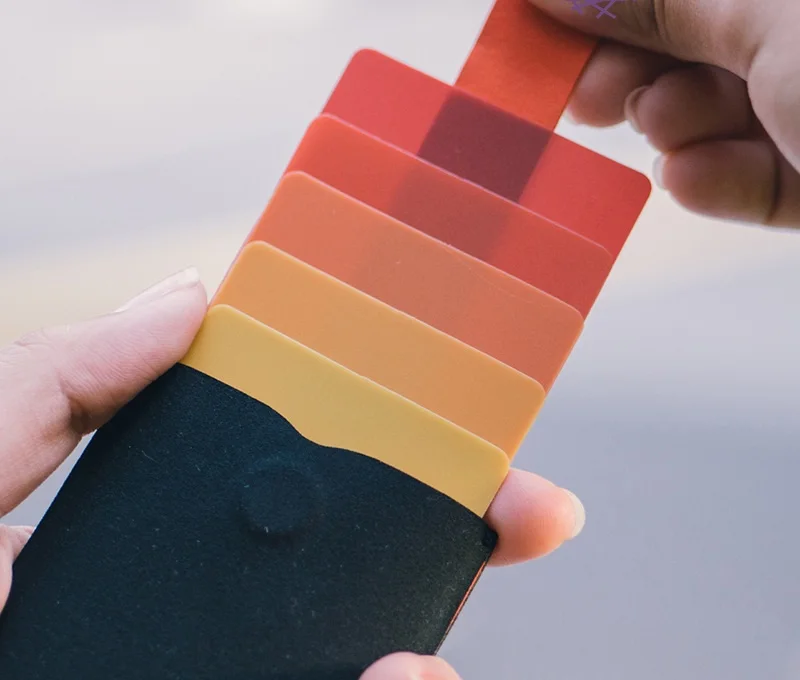 Porta-cartões portáteis Xiaomi-Youpin V2 Mini Slim para homens e mulheres, protetor de cartão de identificação e crédito, carteira gradiente, cartões de visita